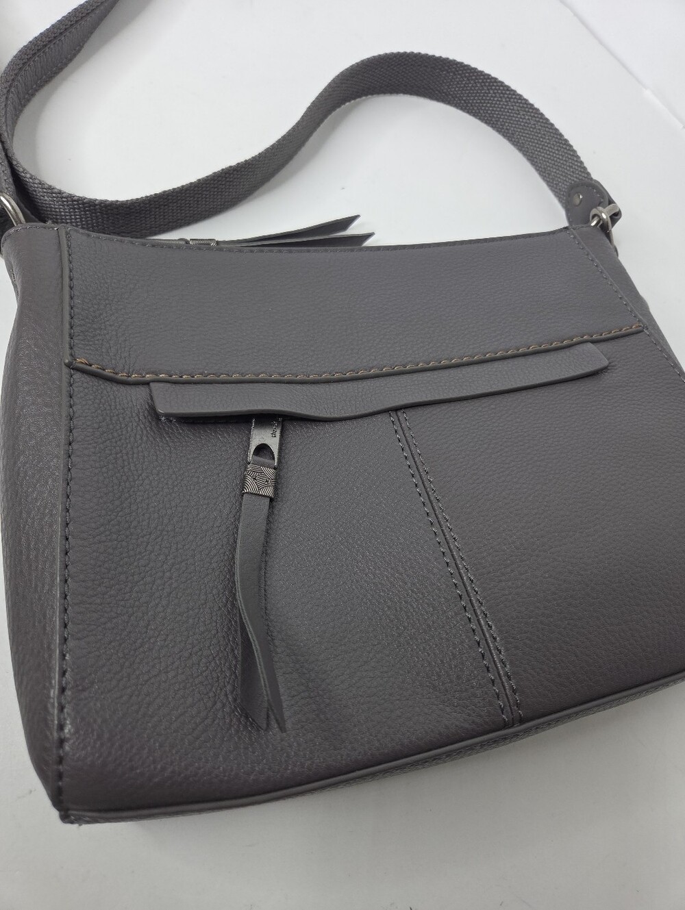 The Sak Alameda Gray Genuine Leather Crossbody Bag Key Ring Bag Charm NWOT